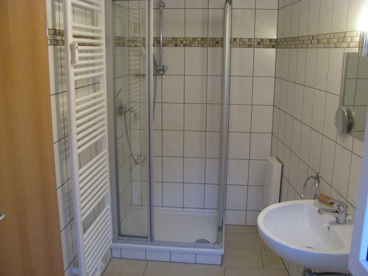 2 Ferienwohnungen Mitten In Der Innenstadt ไกรฟ์สวัลด์ ภายนอก รูปภาพ